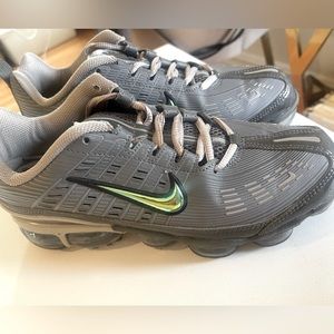AIR VAPORMAX 360 'ENIGMA STONE'